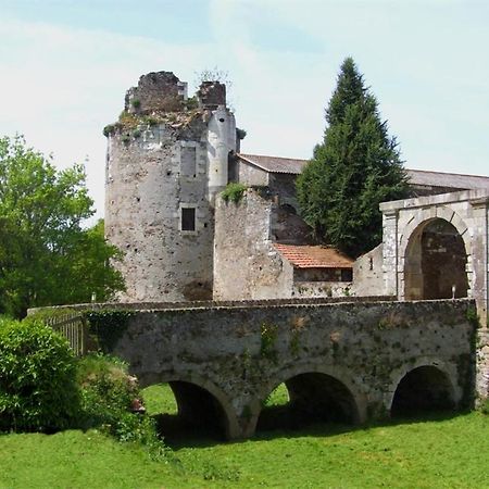 Chateau De La Galissonniere Bed & Breakfast Le Pallet Dış mekan fotoğraf